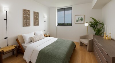 1371 NE 114th Ter, Unit A1 in Biscayne Park, FL - Foto de edificio - Building Photo