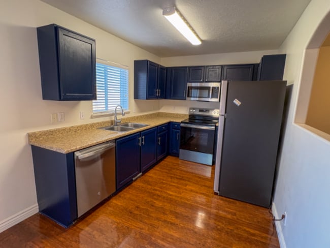 property at 652 Pimlico Dr