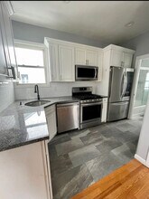 345 Kaplan Ave, Unit Second Floor Unit in Hackensack, NJ - Building Photo - Building Photo