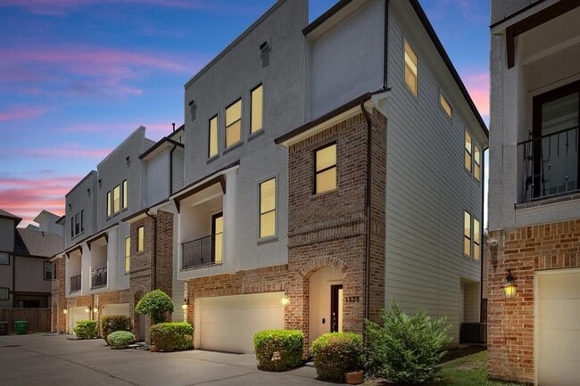 1525 Johnson St in Houston, TX - Building Photo - Building Photo