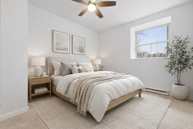 30 Monument Sq in Boston, MA - Building Photo - Building Photo