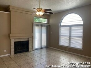 9371 Village Lance in San Antonio, TX - Building Photo - Building Photo