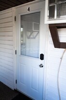 707 W Race St in Kingston, TN - Building Photo