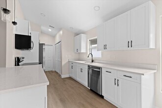 3358 Sabal Springs Blvd in North Fort Myers, FL - Building Photo - Building Photo