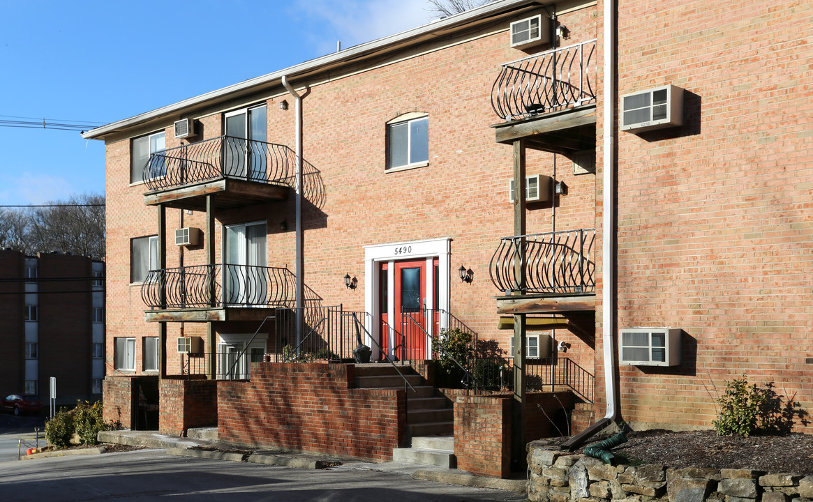 Pavilion Pointe in Cincinnati, OH - Building Photo