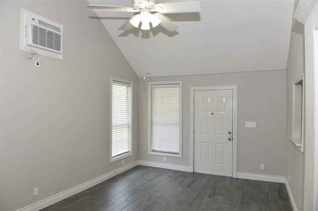 1928 Lori Ln in Channelview, TX - Building Photo