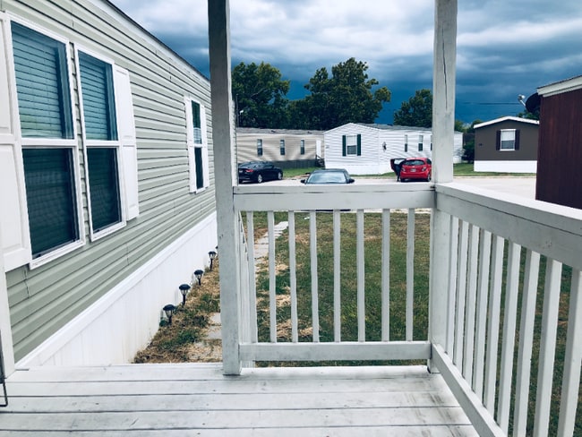 2601 Leary Ln in Victoria, TX - Building Photo - Building Photo