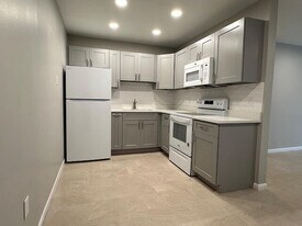 1741 3rd Ave N in Lake Worth Beach, FL - Building Photo