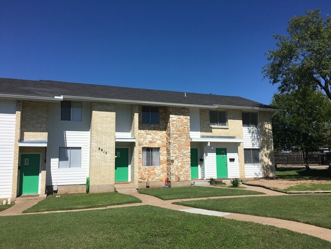 property at 8812 Dawnridge Cir