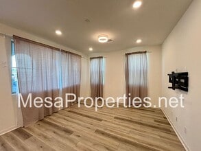 3550 E Pollock St in Ontario, CA - Building Photo - Building Photo