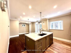 25 Cheritan Ave in Toronto, ON - Building Photo - Building Photo