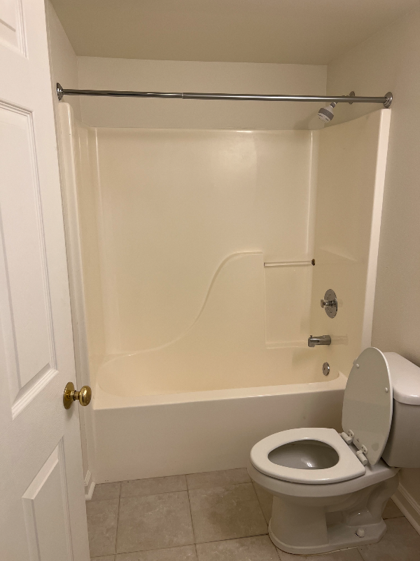 6410 Phinney Ave N-Unit -Studio A in Seattle, WA - Foto de edificio - Building Photo