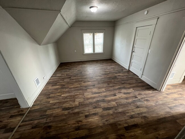 1854 W College Ave in Spokane, WA - Building Photo - Building Photo
