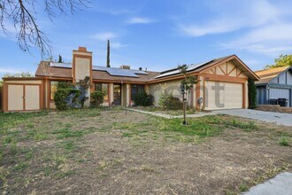44119 Kirkland Ave in Lancaster, CA - Building Photo - Building Photo
