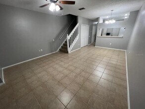 8674 Hunters Key Cir in Tampa, FL - Building Photo - Building Photo