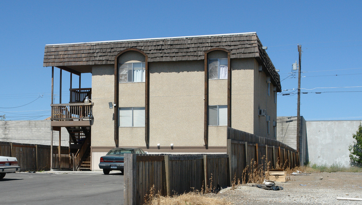 123 E Baldwin Ave in Spokane, WA - Foto de edificio