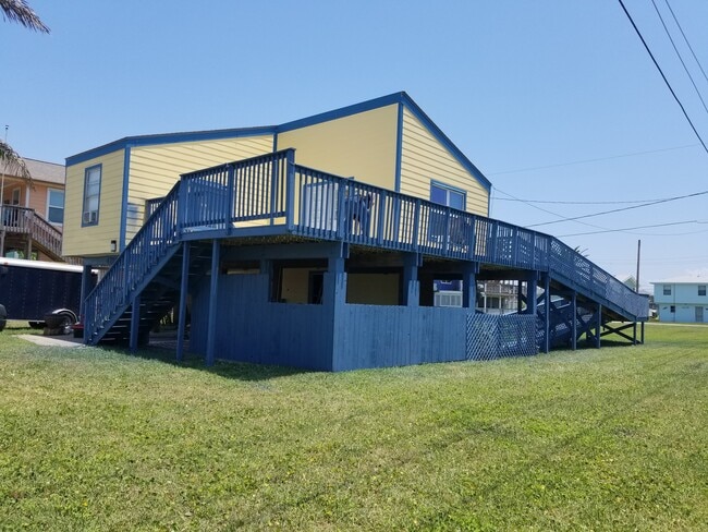 property at 4215 Hardin Dr