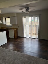 620 S Mt Carmel St-Unit -2 in Wichita, KS - Building Photo - Building Photo