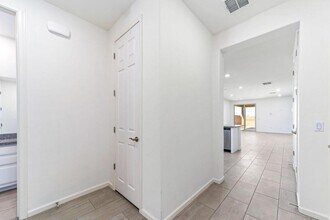 10394 S Cienega Knolls Loop in Vail, AZ - Building Photo - Building Photo