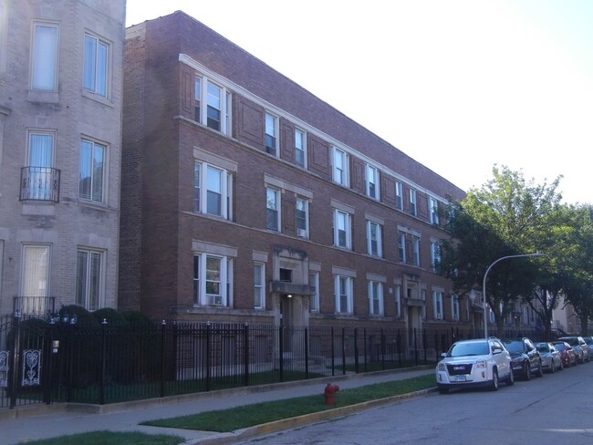 4533-4547 S Calumet Ave in Chicago, IL - Building Photo - Building Photo