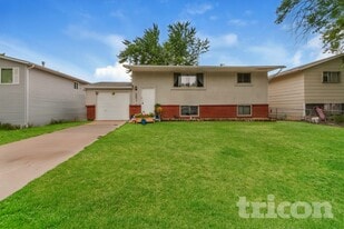 1808 River Dr in Fountain, CO - Building Photo