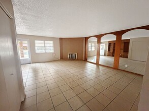 419 W Kiowa Ave in Hobbs, NM - Building Photo - Building Photo