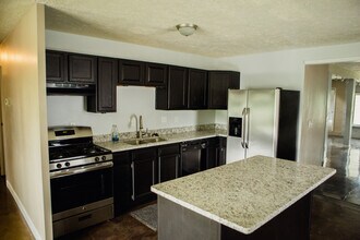 3321 N Kinser Pike in Bloomington, IN - Building Photo - Building Photo