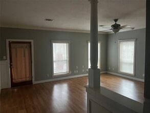 2015 Halyard Dr in Crosby, TX - Building Photo - Building Photo