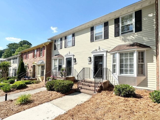 property at 3716 Greenes Crossing