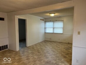 741 N Rangeline Rd in Carmel, IN - Building Photo - Building Photo