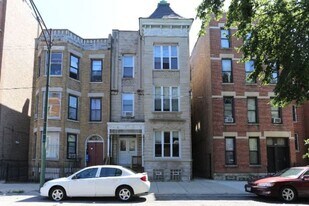 1411 W Erie St, Unit 3F in Chicago, IL - Building Photo