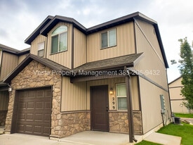 299 W 1940 N in Harrisville, UT - Building Photo