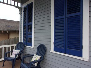 5214 Avenue R in Galveston, TX - Foto de edificio - Building Photo