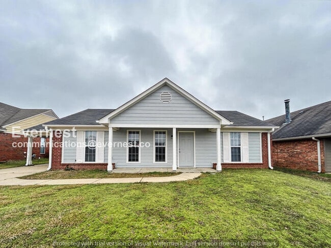 property at 6330 Magnolia Lakes Dr