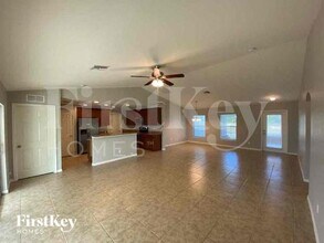 1922 NW 20th Terrace in Cape Coral, FL - Building Photo - Building Photo