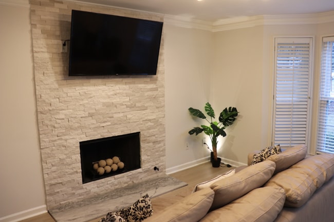 property at 2940 Lexington Trace Dr