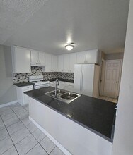 5615 Blue Sea St in Las Vegas, NV - Building Photo - Building Photo