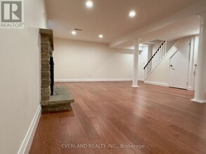 7 Shaughnessy Blvd in Toronto, ON - Building Photo - Building Photo