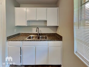 4053 Doster St SW in Atlanta, GA - Building Photo - Building Photo