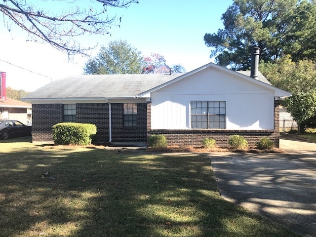 property at 752 Amity Ln