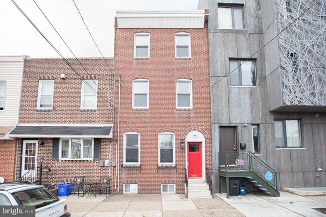 property at 2322 Memphis St