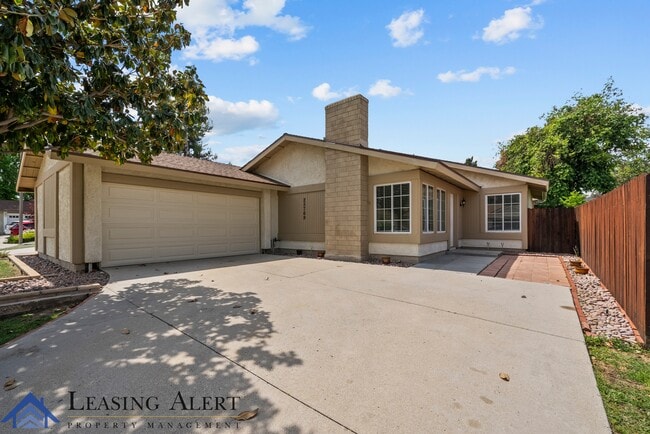 25769 Quilla Rd in Santa Clarita, CA - Building Photo - Building Photo