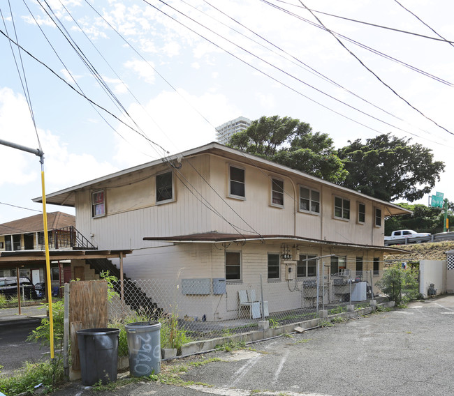 2934 Varsity Cir in Honolulu, HI - Building Photo - Building Photo