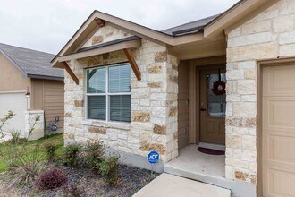 14051 Mudstone St in San Antonio, TX - Building Photo - Building Photo