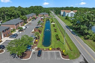 3703 Clay Pond Rd in Myrtle Beach, SC - Foto de edificio - Building Photo