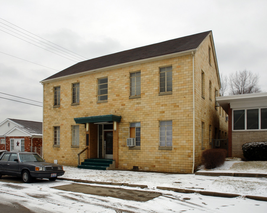 111 N 7th St in Ironton, OH - Building Photo