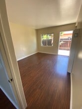 3297 Tenaya Ave in Lynwood, CA - Building Photo - Building Photo