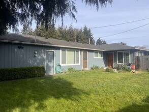 667 Tipton Ave in Eugene, OR - Building Photo - Building Photo