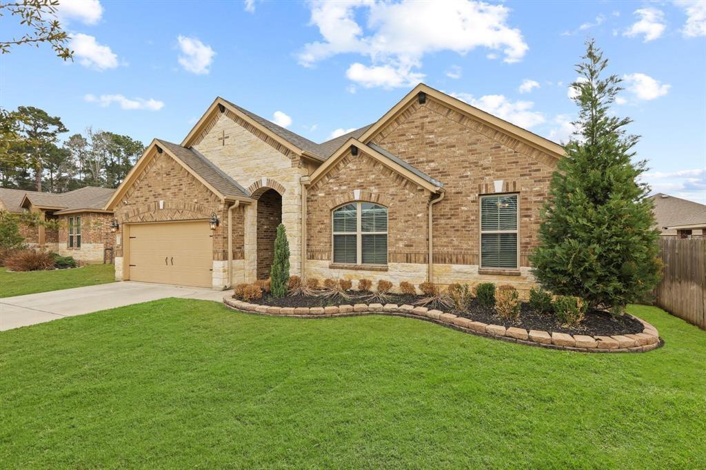 18222 Sunniberg Ct in Houston, TX - Building Photo
