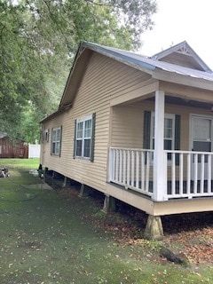 409 Kibbie St in Abbeville, LA - Foto de edificio - Building Photo